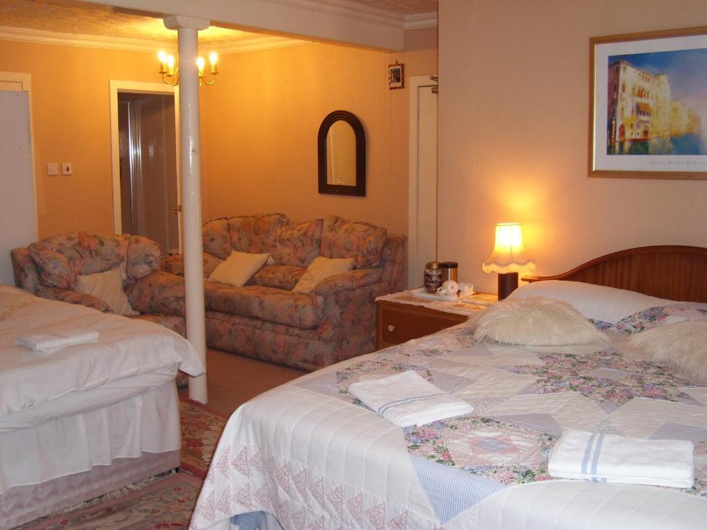 Roxburghe Guest House Kinross Esterno foto